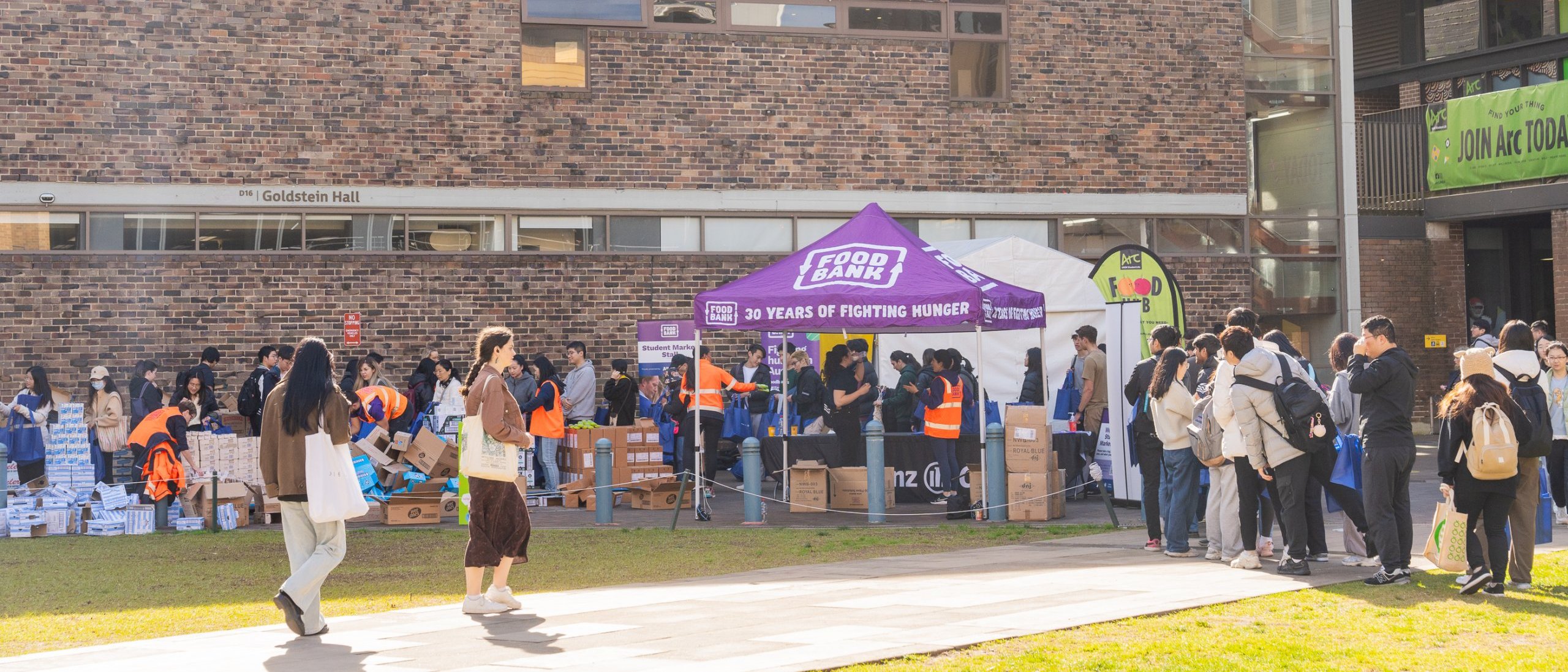 The surprising group facing a lack of food in Australia